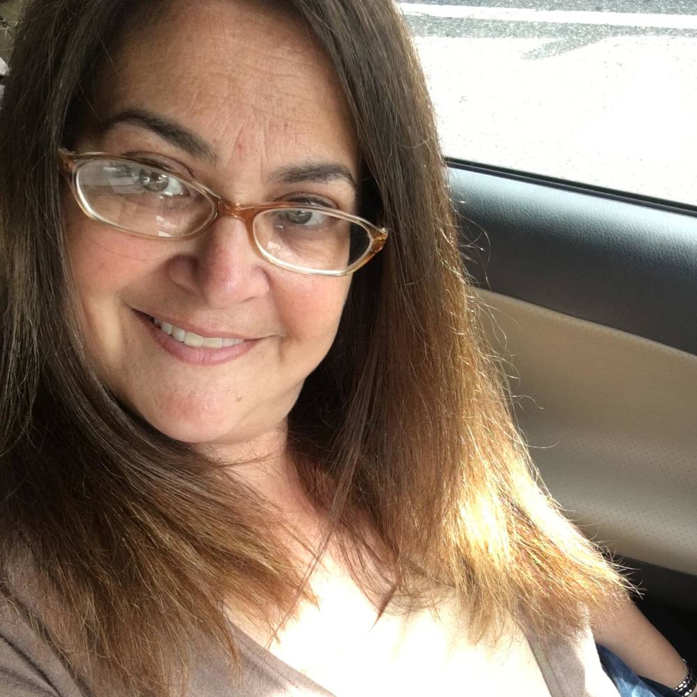 Meet your Posher, Elana